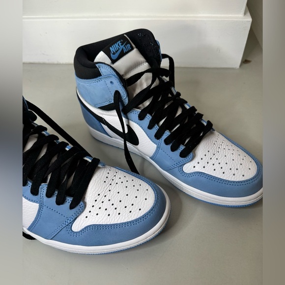 Air Jordan 1 Retro High OG “University Blue” – Size 10, Worn Once - Picture 16 of 16